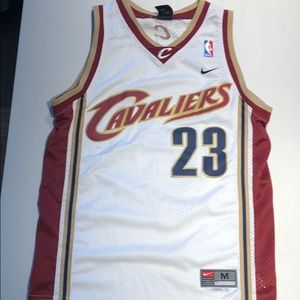 Youth M LeBron James Cleveland Cavaliers jersey